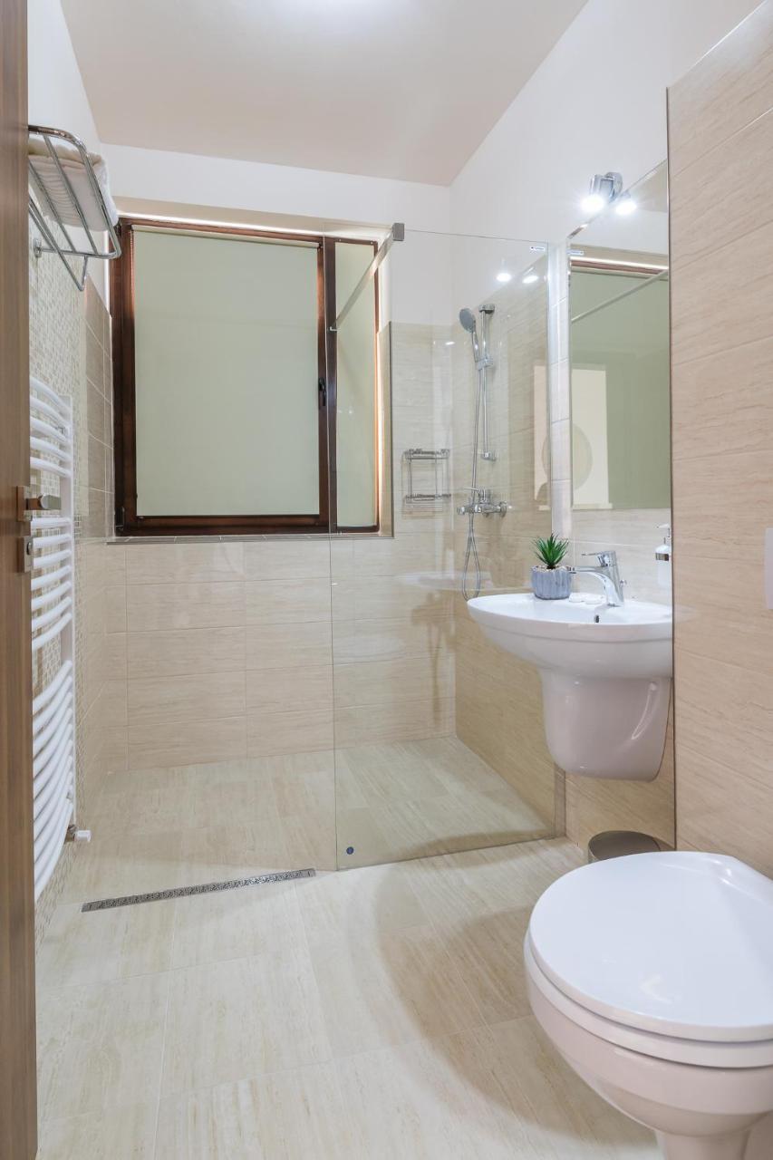Pensiunea Select Central Targu Mures Exterior photo
